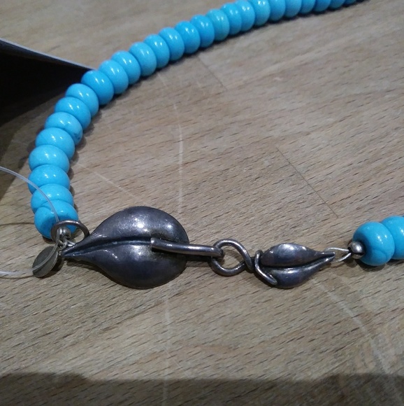 Turquoise and Sterling Necklace - Picture 2 of 8